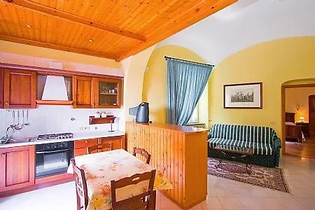 アパート Nerano Villa Sleeps 4 Pool Air Con *